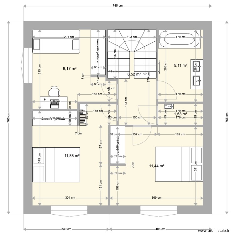 Etage 765. Plan de 6 pièces et 46 m2