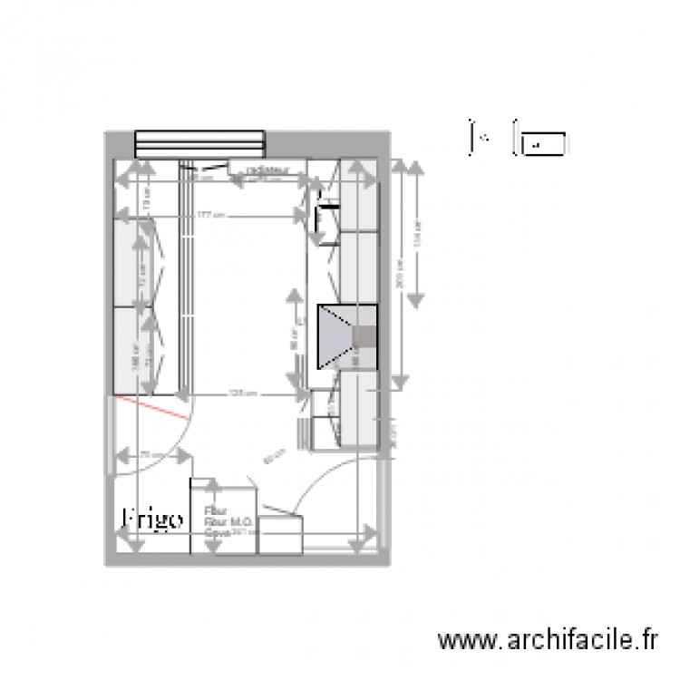 cuisine 4 meubles haut. Plan de 1 pièce et 9 m2