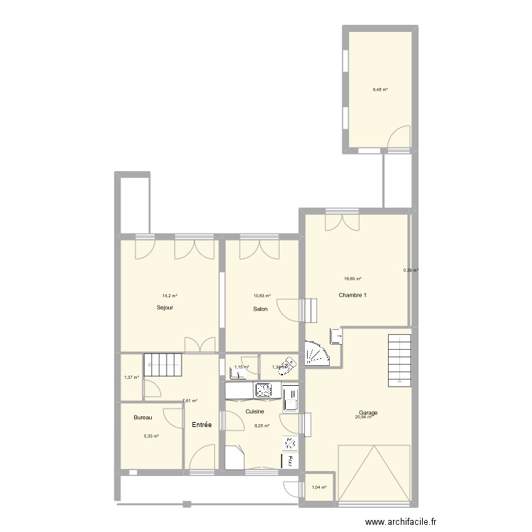 pazayac existant. Plan de 24 pièces et 186 m2