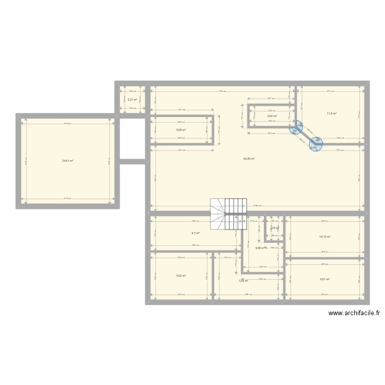 Juillet 3. Plan de 13 pièces et 160 m2