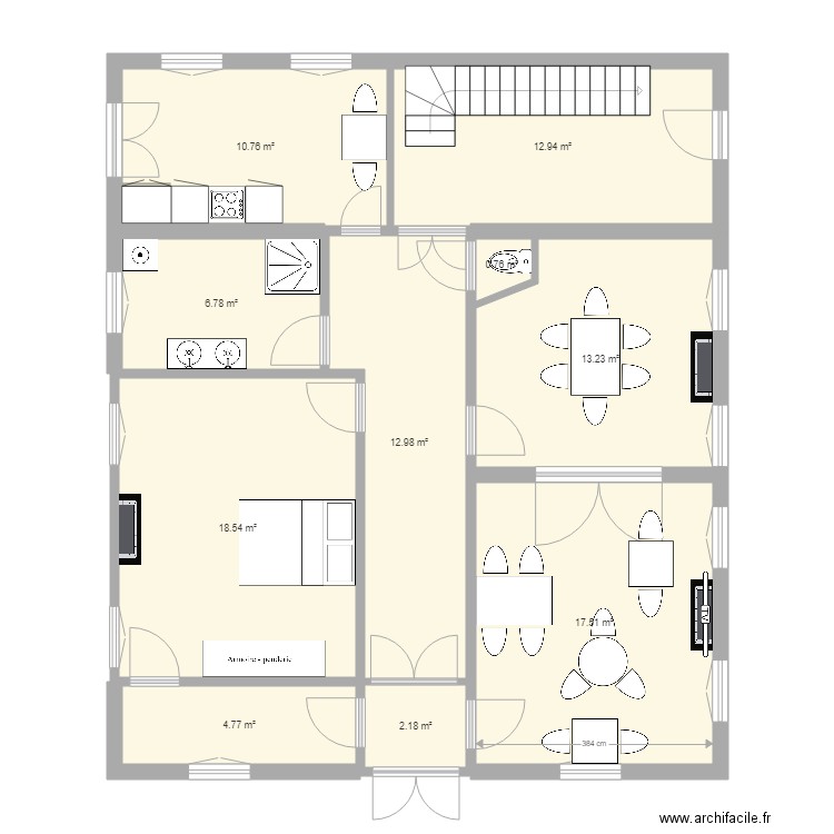 ave de la gare REZ resto. Plan de 0 pièce et 0 m2