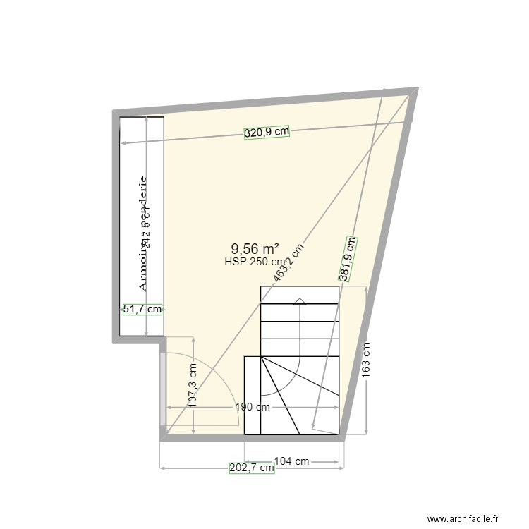 Pamiers3 - R+3 Mezzanine V6. Plan de 1 pièce et 10 m2