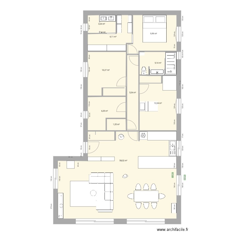 vrai. Plan de 10 pièces et 118 m2