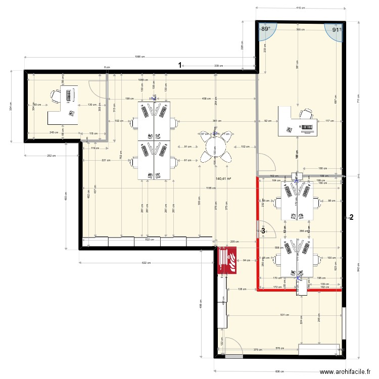 INFOCOM 2. Plan de 1 pièce et 140 m2