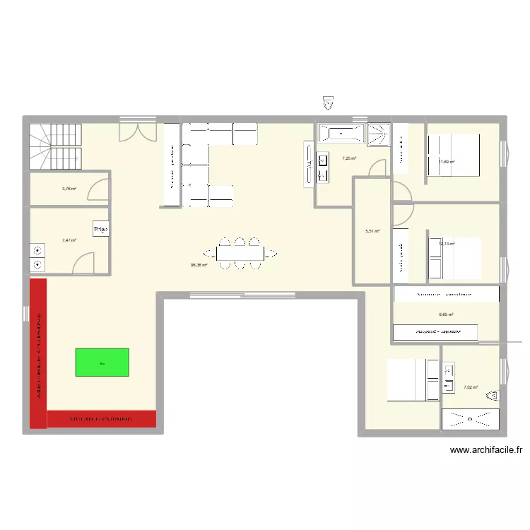 maison montaut. Plan de 9  et 160 m²