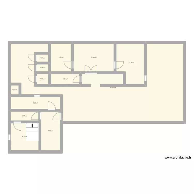 MAISON MEGASTOR. Plan de 13 et 154 m² MAISON MEGASTOR. Plan de 13 et 154 m²