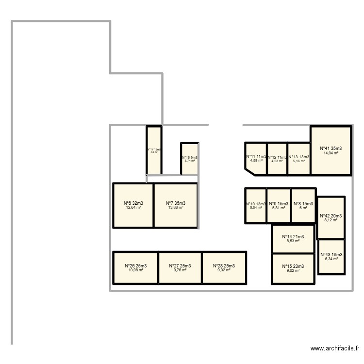 box bas 2. Plan de 18 pièces et 142 m2