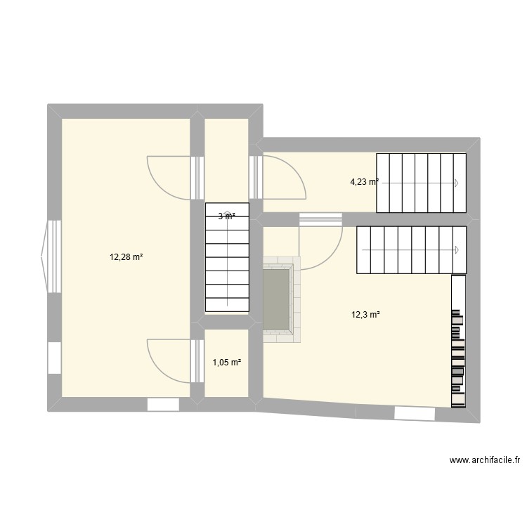 Fleury Maison 2 1er étage existant. Plan de 5 pièces et 33 m2