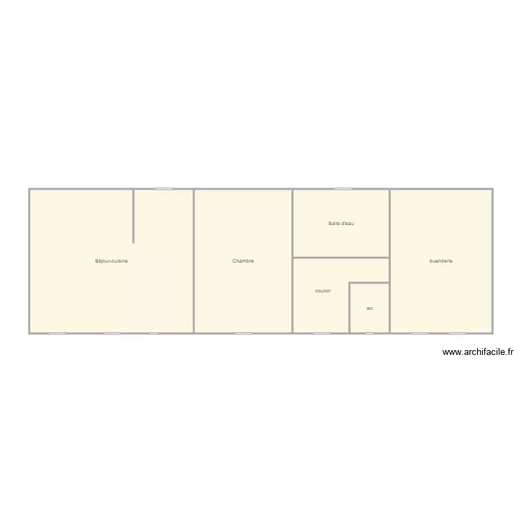 Croguennec cour rdc. Plan de 6  et 79 m²