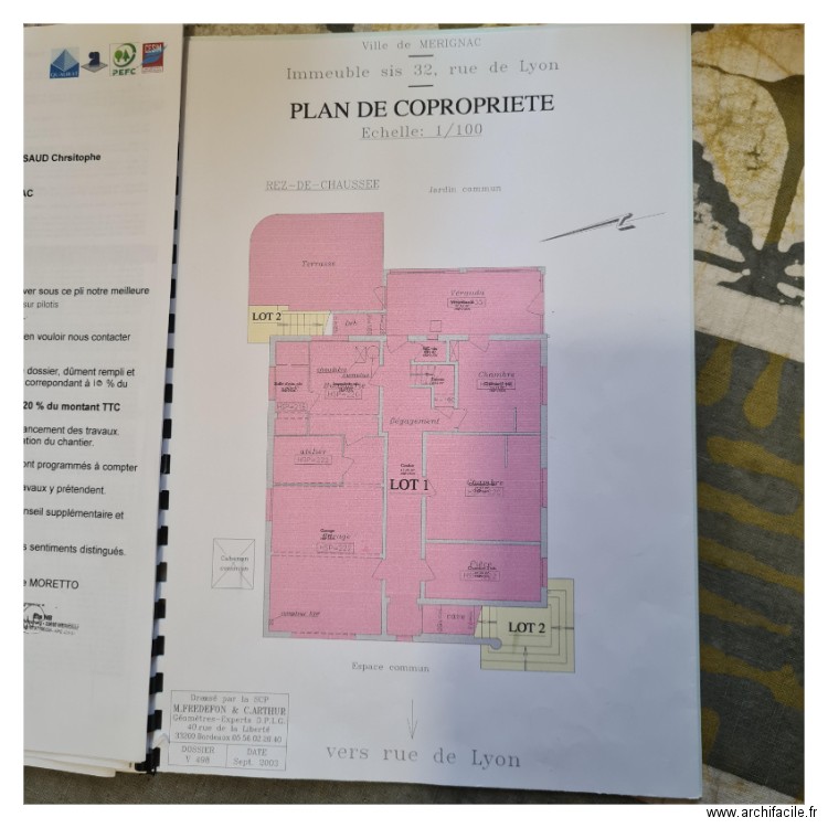 Brissaud. Plan de 21 pièces et 281 m2