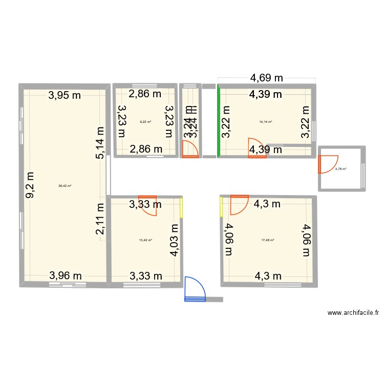 Casa Miomo. Plan de 7 pièces et 97 m2