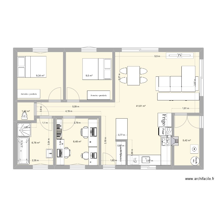 maison plan. Plan de 7 pièces et 82 m2