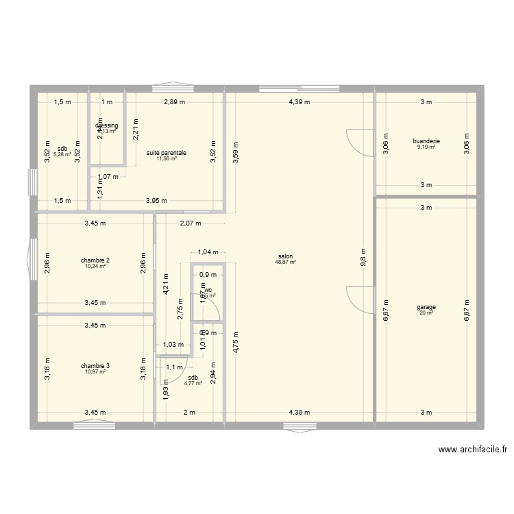 maison. Plan de 10 pièces et 125 m2