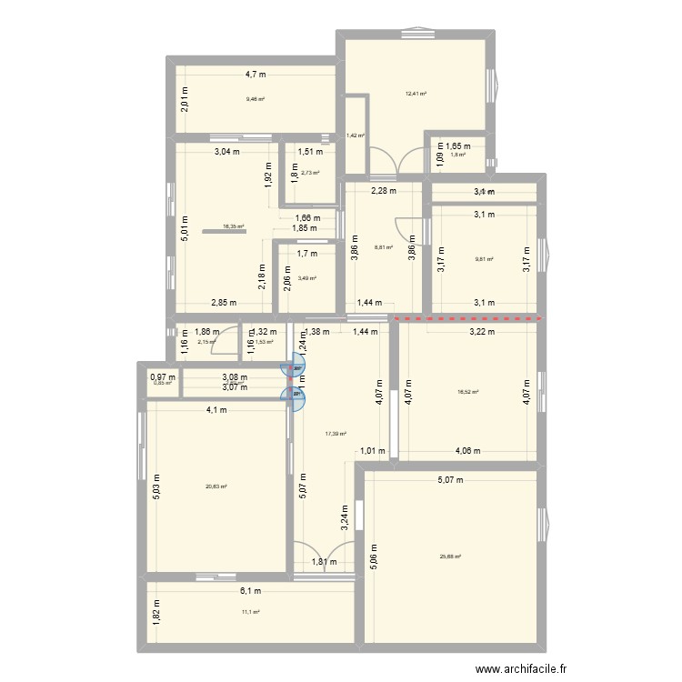 azaza. Plan de 19 pièces et 167 m2