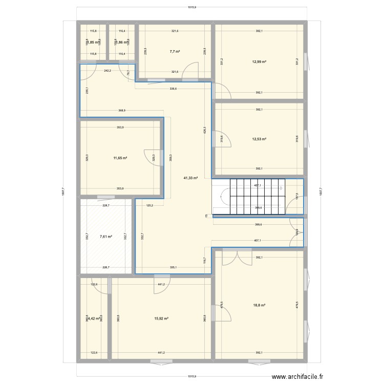 Ndeye DIEYE. Plan de 11 pièces et 137 m2