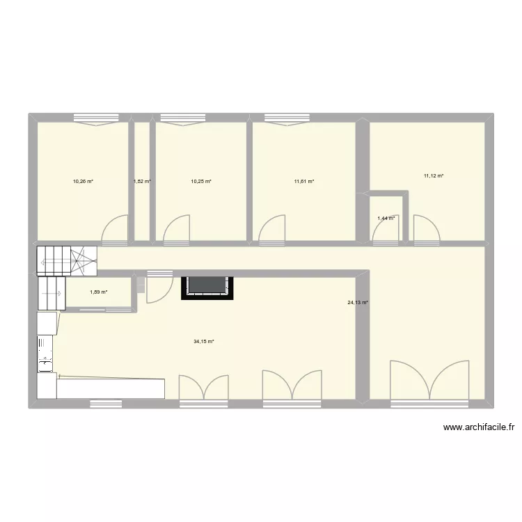 1er &eacute;tage. Plan de 9  et 107 m²
