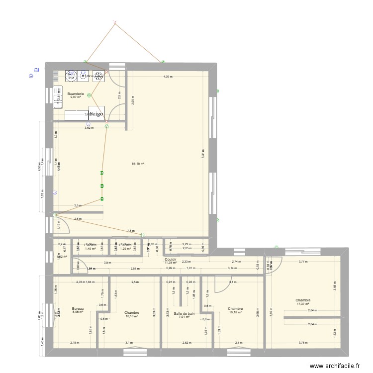 plan de maison. Plan de 11 pièces et 135 m2