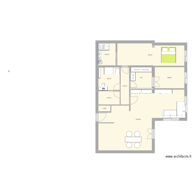 plan. Plan de 9 pièces et 118 m2