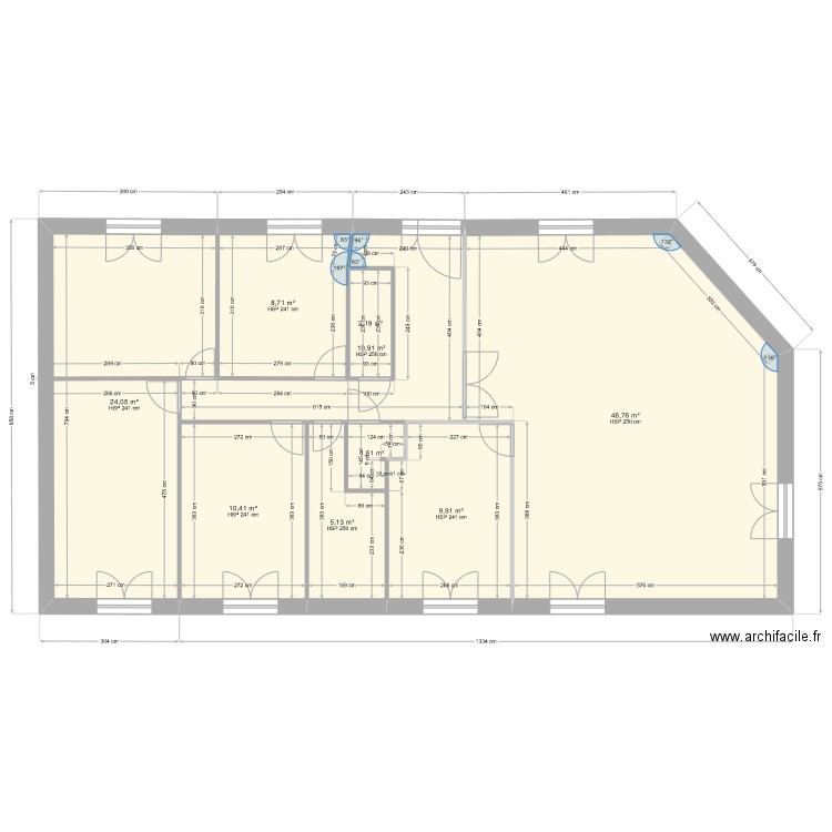 Plan de maison avec cloisons intérieures 6. Plan de 9 pièces et 120 m2