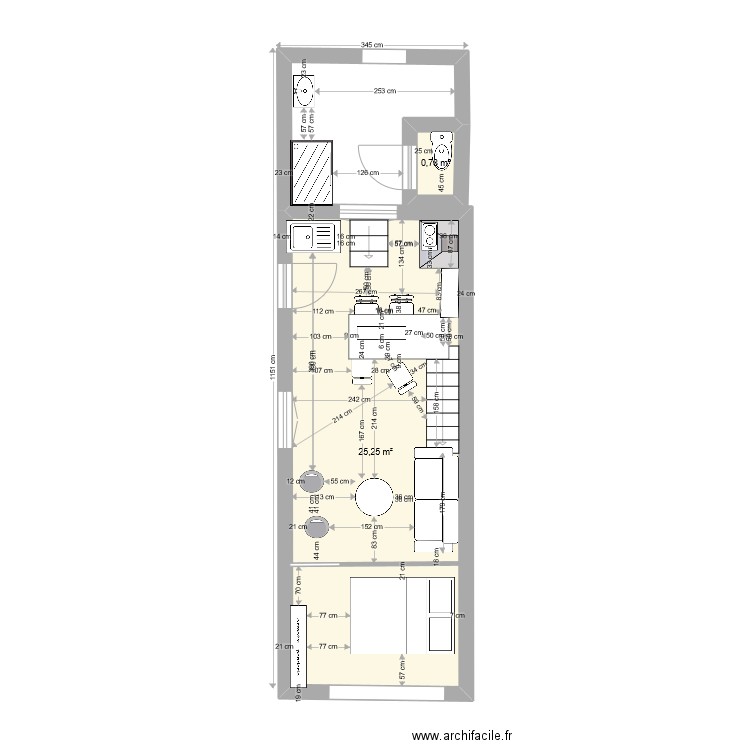 Garage aménagé. Plan de 2 pièces et 26 m2