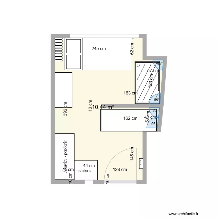 STUDIO. Plan de 