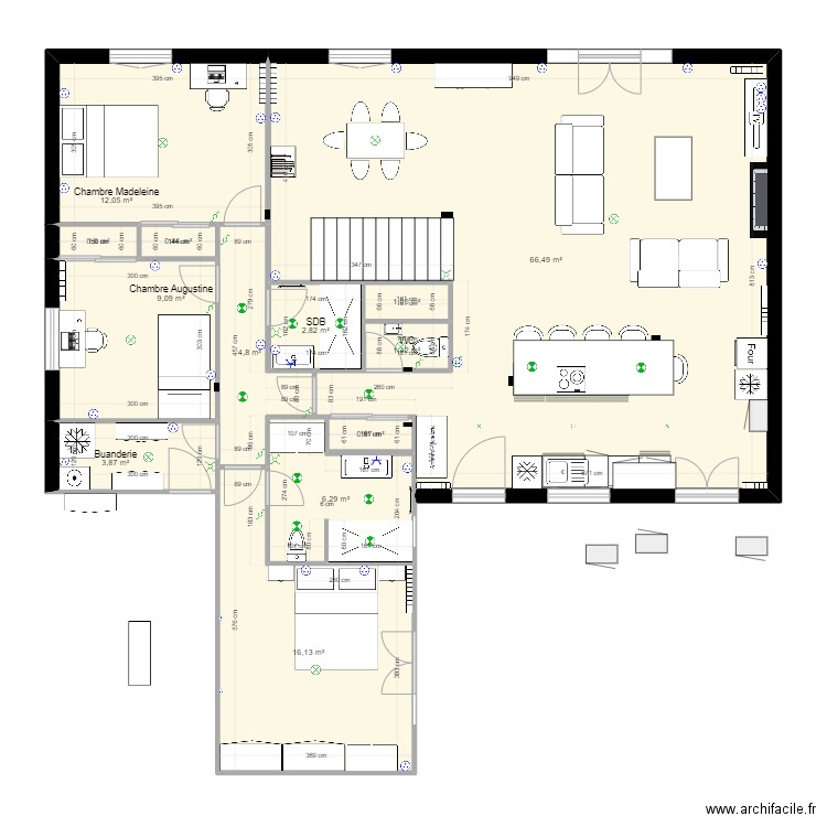 Maison Buc travaux. Plan de 13 pièces et 127 m2