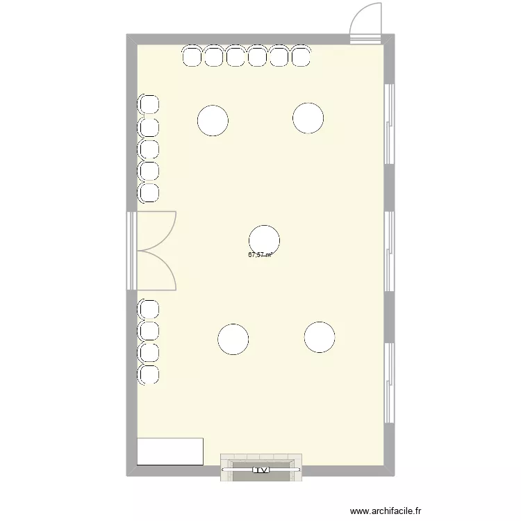 Salle Risset en mange debout. Plan de 1 et 68 m² Salle Risset en mange debout. Plan de 1 et 68 m²