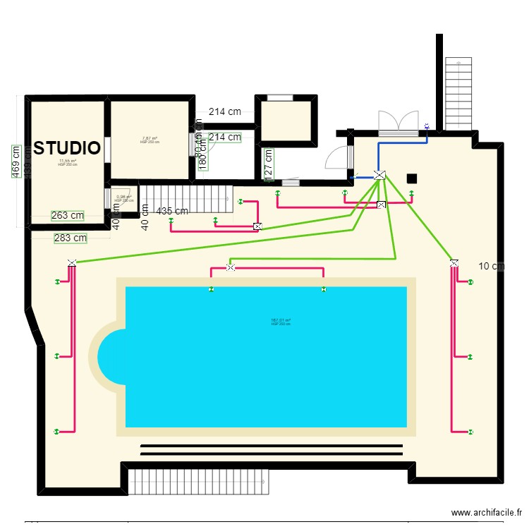 peimeynade piscine. Plan de 8 pièces et 191 m2