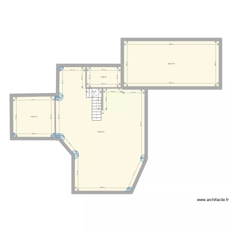 Garage est jardin plein pied. Plan de Garage est jardin plein pied. Plan de
