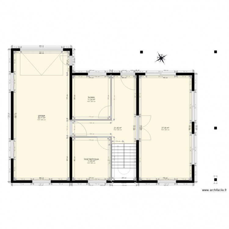 mais PM. Plan de 5 pièces et 130 m2