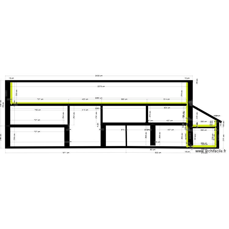 coupe etage. Plan de 4 pièces et 18 m2