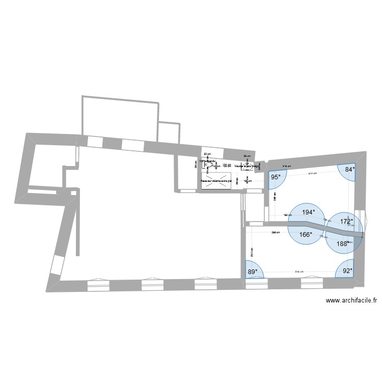 t3 CHARLIEU 3emeETAGE. Plan de 1 pièce et 23 m2