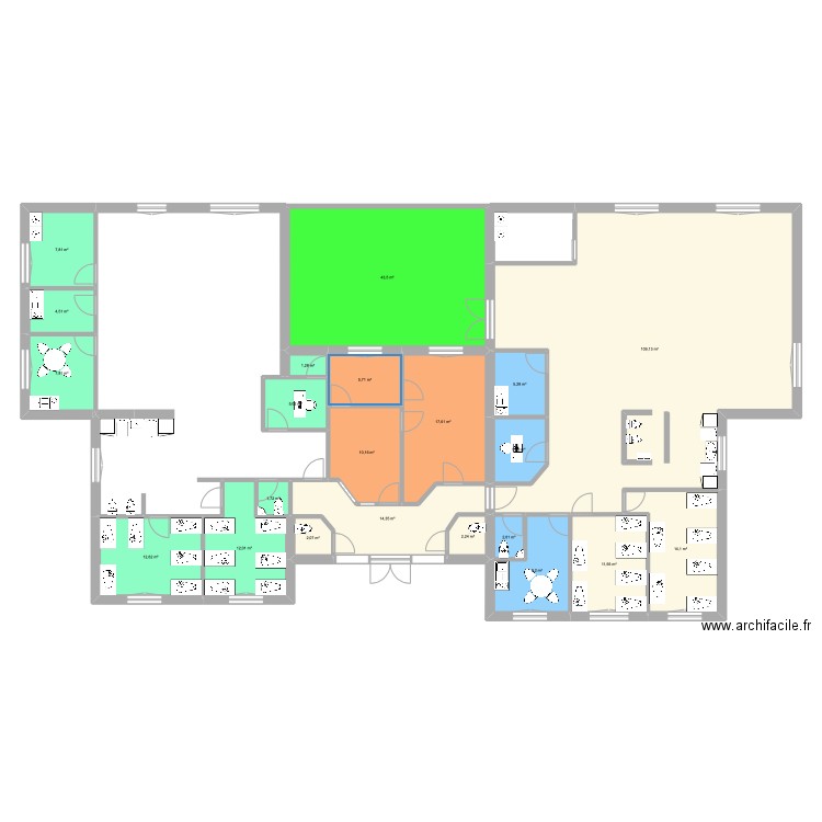 Plan Crêche 1. Plan de 22 pièces et 305 m2