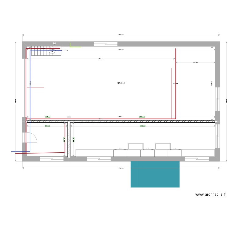 SOUS SOL RESEAUX et mur refend. Plan de 3 pièces et 157 m2