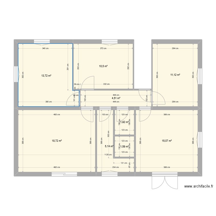 5 Voile initial. Plan de 9 pièces et 82 m2