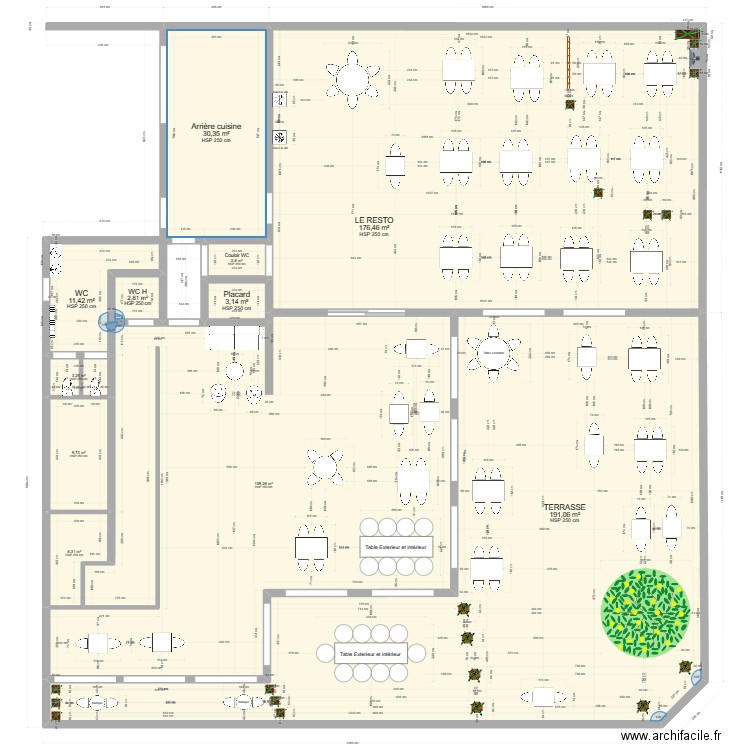 Brasserie 1. Plan de 11 pièces et 597 m2