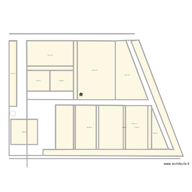 Potager Juin. Plan de 12 pièces et 157 m2