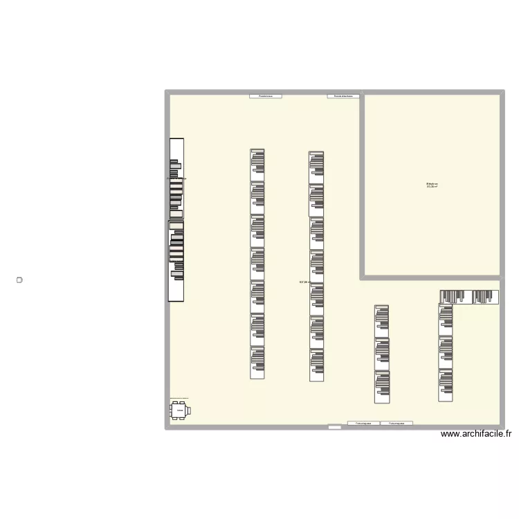 &eacute;picerie. Plan de 2 Pièces et 399 m²