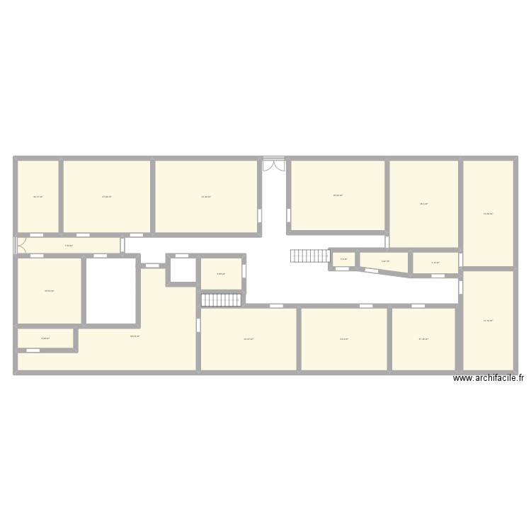 Zone 11. Plan de 18 pièces et 327 m2