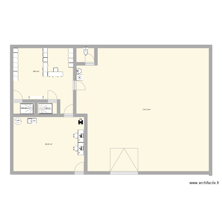 caserne. Plan de 5 pièces et 174 m2