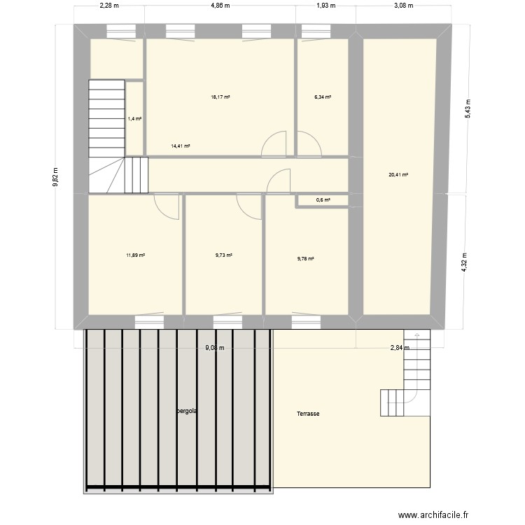 maison Miramas 1er étage. Plan de 9 pièces et 93 m2
