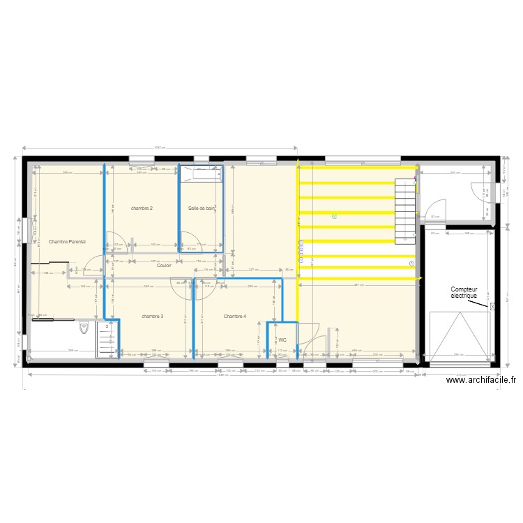 Vue de coté droit maison. Plan de 0 pièce et 0 m2