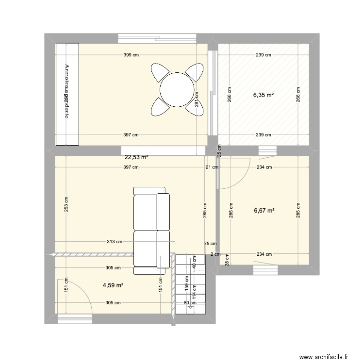 ENTRECASTEAUX APRES 2. Plan de 4 pièces et 40 m2