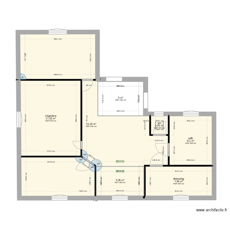 plan d'étage. Plan de 7 pièces et 99 m2