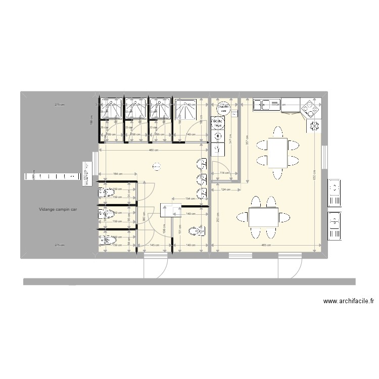 Bloc sanitaire . Plan de 12 pièces et 77 m2