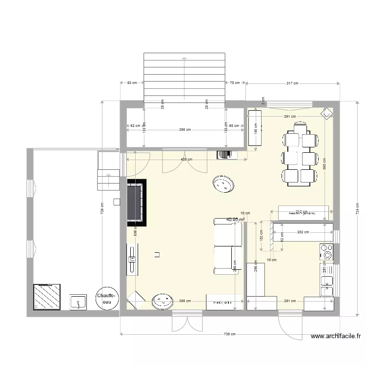 partie ancienne meublée avec garage. Plan de partie ancienne meublée avec garage. Plan de