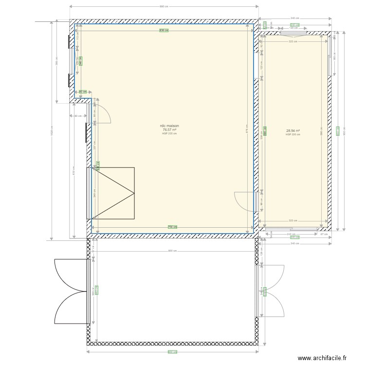 rdc. Plan de 3 pièces et 182 m2