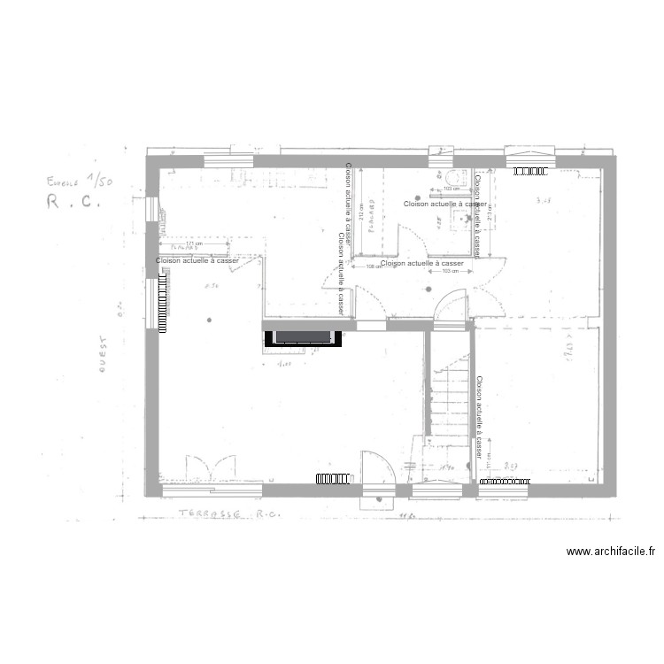 DSFA RDC cloisons à casser. Plan de 0 pièce et 0 m2