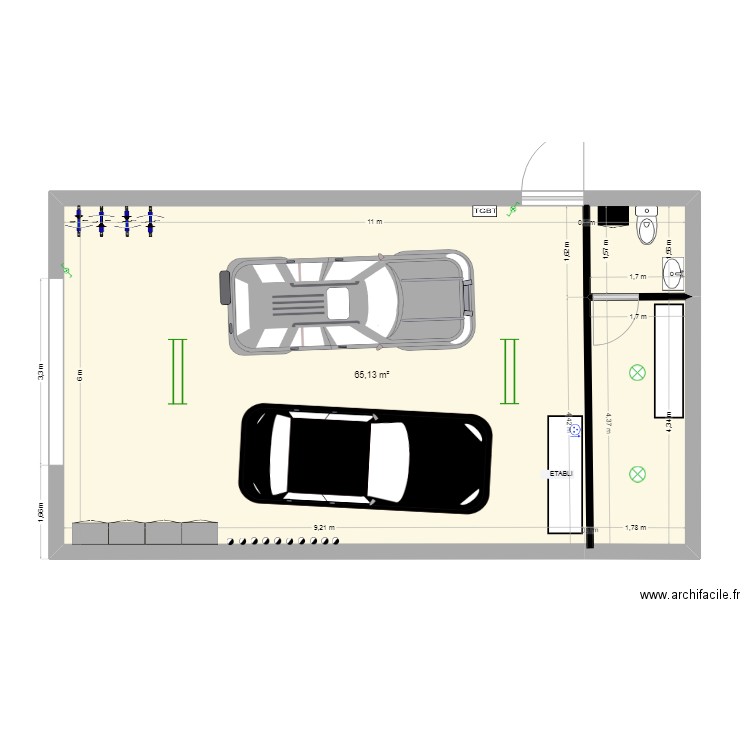 Garage. Plan de 1 pièce et 65 m2