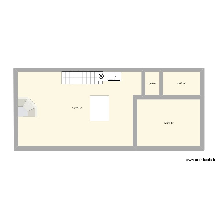 Lily 1er étage à refaire. Plan de 0 pièce et 0 m2
